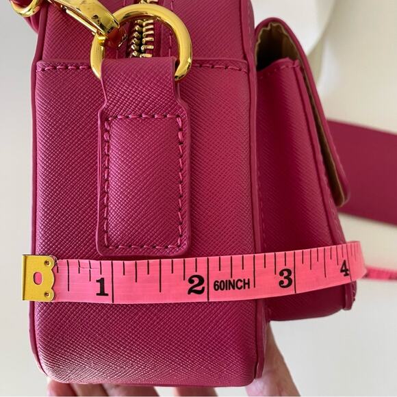 NWT Joy Clean & Chic Saffiano Leather Crossbody Camera Bag with Card Case Pink - Picture 10 of 12